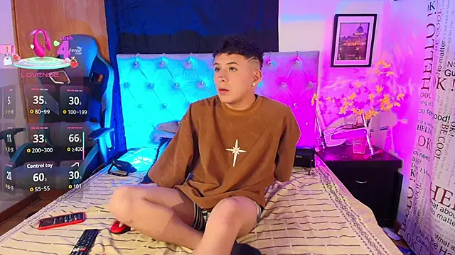 Michael Lopez 1 online show from 11-21-25, 06:18