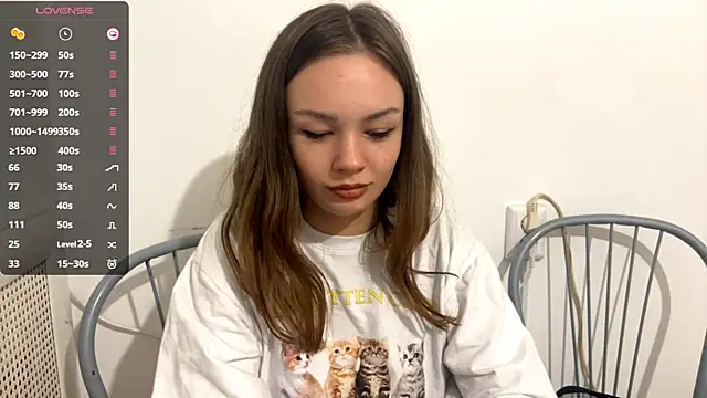 Snapshot of VelvetKate chatting on 09-17-25, 06:32 VelvetKate online show from 09-17-25, 06:32