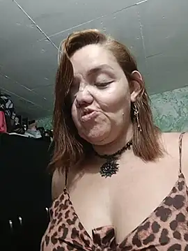 MayaLuna1 online show from 10-05-25, 09:49