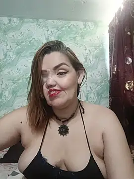 MayaLuna1 online show from 11-18-25, 05:05