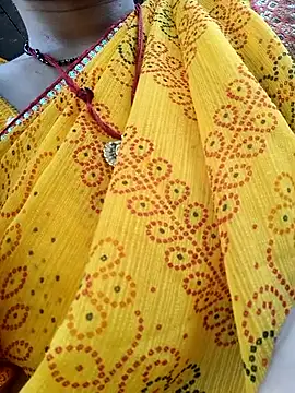 Idhika Handoo online show from 09-26-25, 08:43