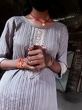 Idhika Handoo online show from 09-09-25, 06:45