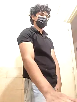 Snapshot of Goodmens5 chatting on 10-28-25, 09:52 Goodmens5 online show from 10-28-25, 09:52