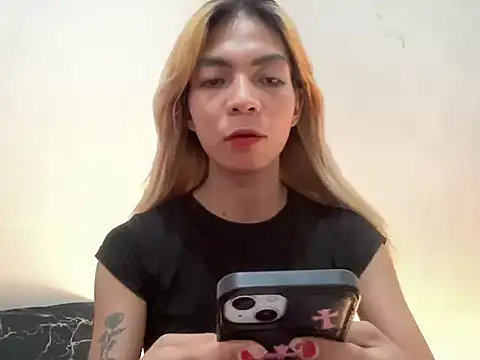 Snapshot of CelestinaMarquez0427 chatting on 07-17-26, 06:54 CelestinaMarquez0427 online show from 07-17-26, 06:54