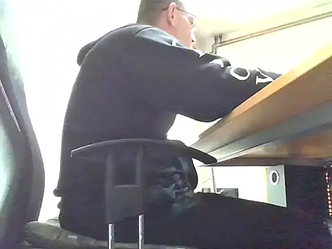 IMGTomi online show from 02-03-26, 09:47