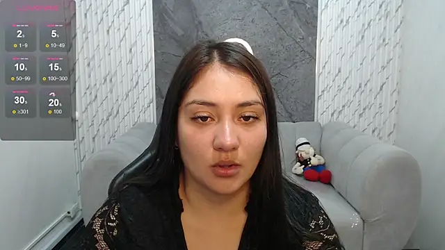 Ivony18 b online show from 12-20-25, 03:09