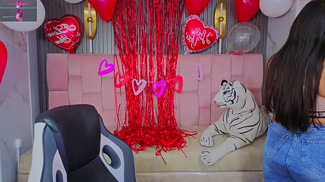 Ivony18 b online show from 02-12-26, 03:17