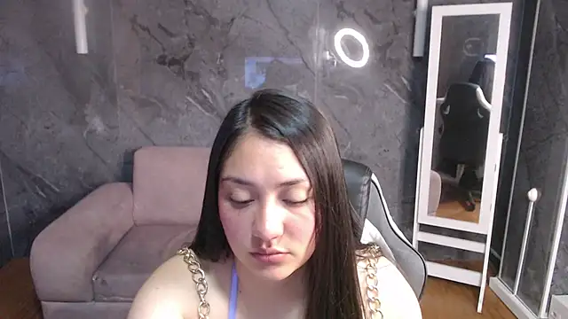 Snapshot of Ivony18_b chatting on 10-10-25, 03:18 Ivony18 b online show from 10-10-25, 03:18