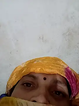 Snapshot of Payal950 chatting on 11-26-25, 04:29 Payal950 online show from 11-26-25, 04:29