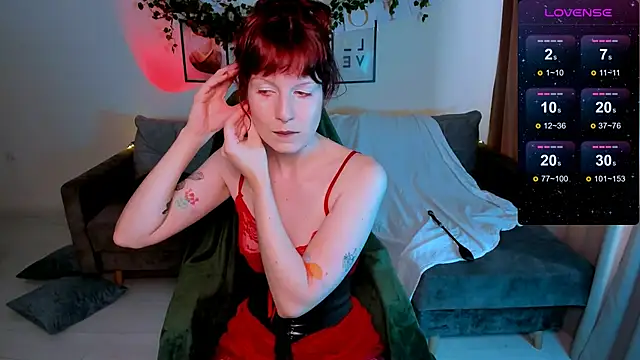 effie mirelll online show from 10-09-25, 07:53