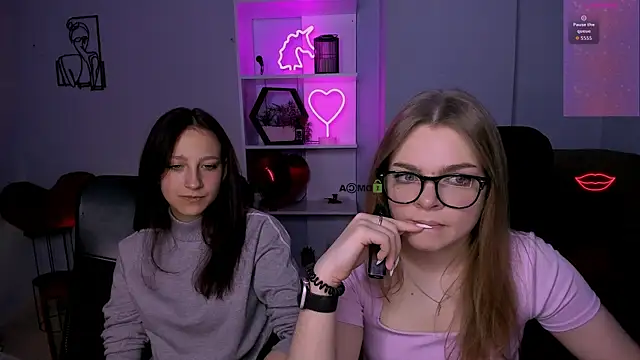 veronica bubble online show from 11-25-25, 08:31