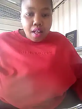 Curvycandy95 online show from 10-21-25, 08:14