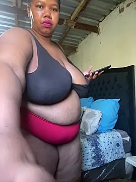 Curvycandy95 online show from 06-04-26, 06:18