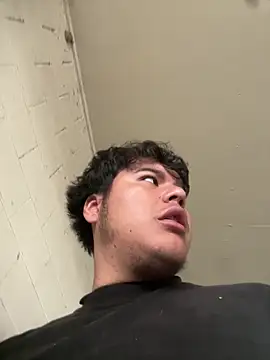 Vic2Big online show from 03-27-26, 04:19