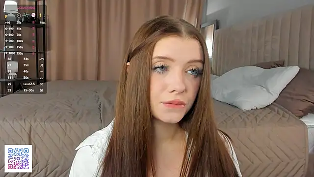 AngelenaCrittendon online show from 11-02-25, 06:13