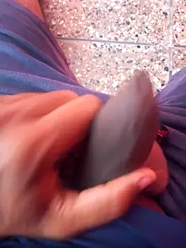 Snapshot of Hyd-bad-boy-25 chatting on 11-06-25, 06:28 Hyd-bad-boy-25 online show from 11-06-25, 06:28