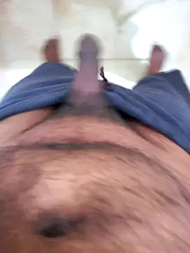 Snapshot of Hyd-bad-boy-25 chatting on 10-29-25, 04:33 Hyd-bad-boy-25 online show from 10-29-25, 04:33