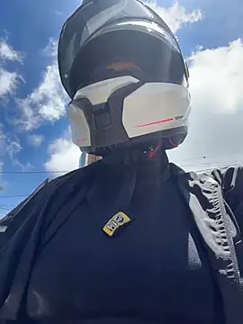 AlannaEvons online show from 03-31-26, 05:37