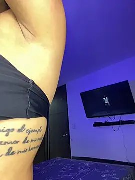 AlannaEvons online show from 10-22-25, 11:36