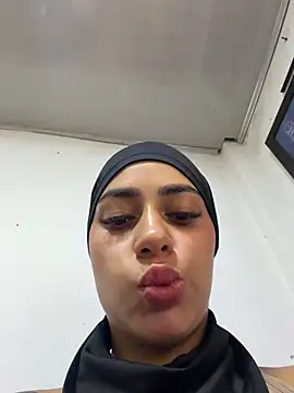 AlannaEvons online show from 03-25-26, 07:24