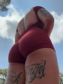 AlannaEvons online show from 02-12-26, 06:51