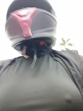 AlannaEvons online show from 11-12-25, 08:12