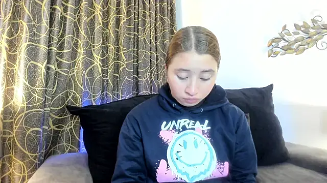 mia skys online show from 02-26-26, 11:21