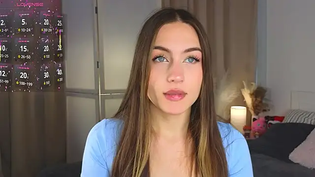 Moonlight1Sonata1 online show from 10-10-25, 09:10