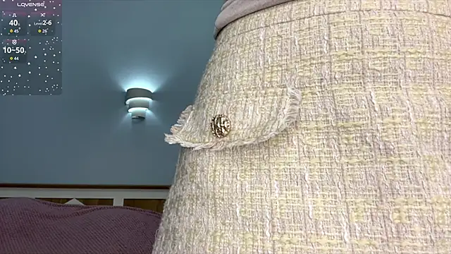 JerrieCham online show from 12-15-25, 07:25