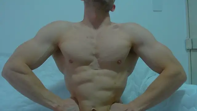 Snapshot of Rocky_Muscle chatting on 05-04-26, 08:55 Rocky Muscle online show from 05-04-26, 08:55