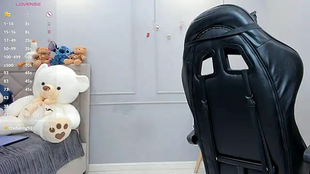 Yunleah online show from 02-28-26, 04:34