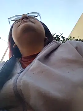 Snapshot of Lucyheart_ chatting on 02-25-26, 10:42 Lucyheart online show from 02-25-26, 10:42