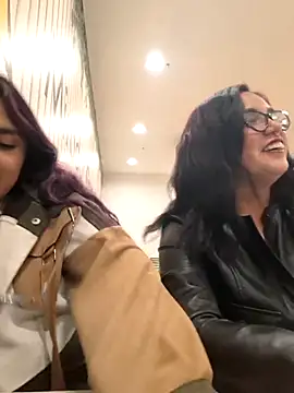 Snapshot of Lucyheart_ chatting on 02-21-26, 12:45 Lucyheart online show from 02-21-26, 12:45