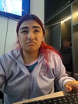 Snapshot of Lucyheart_ chatting on 09-16-25, 07:59 Lucyheart online show from 09-16-25, 07:59