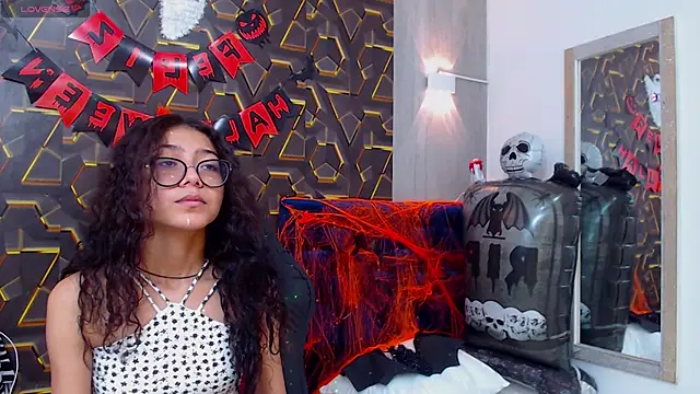 honeymoon 12 online show from 10-22-25, 08:03