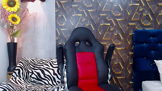 honeymoon 12 online show from 11-06-25, 05:00