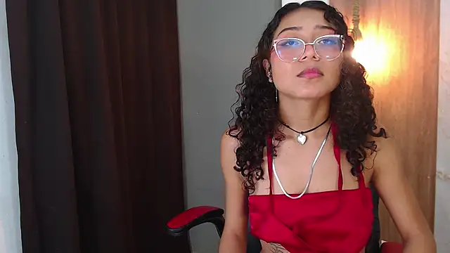 Snapshot of honeymoon_12 chatting on 07-04-26, 04:30 honeymoon 12 online show from 07-04-26, 04:30