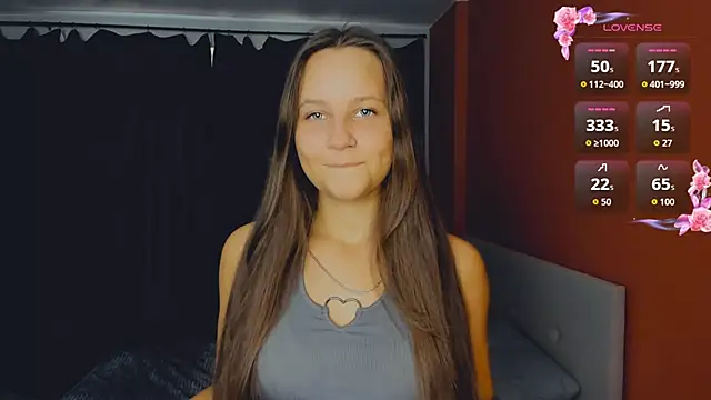 Snapshot of day_may chatting on 10-11-25, 01:34 day may online show from 10-11-25, 01:34