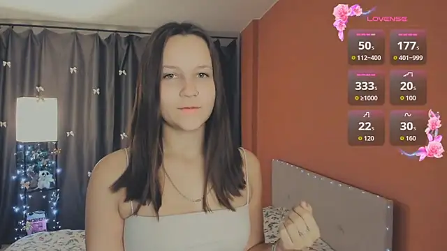 Snapshot of day_may chatting on 12-20-25, 03:15 day may online show from 12-20-25, 03:15