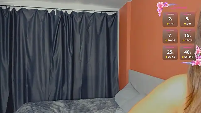 Snapshot of day_may chatting on 10-09-25, 12:38 day may online show from 10-09-25, 12:38