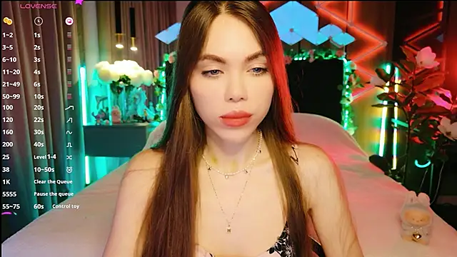 MimiFors online show from 10-05-25, 04:31