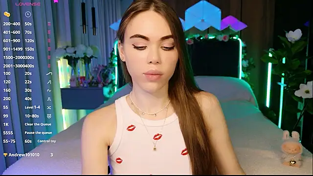 MimiFors online show from 11-25-25, 05:24