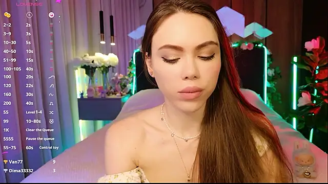 MimiFors online show from 11-30-25, 04:52