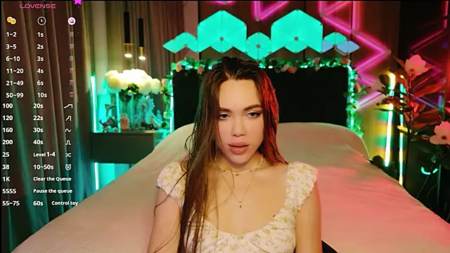 MimiFors online show from 10-12-25, 03:46