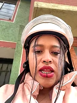 -Mia1 online show from 11-30-25, 01:12