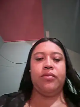 -Mia1 online show from 05-20-26, 12:13