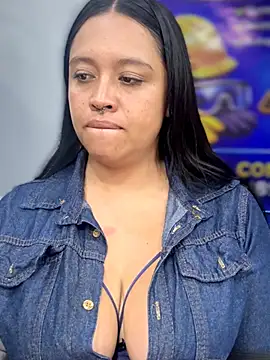 -Mia1 online show from 04-16-26, 09:39