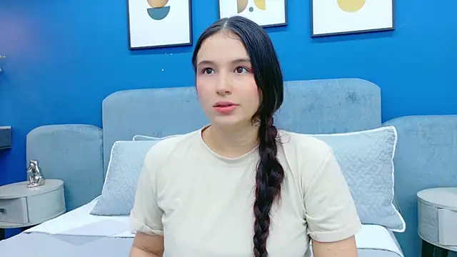 Ashley Evans22 online show from 11-14-25, 09:18