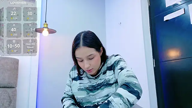 Ashley Evans22 online show from 09-13-25, 07:58