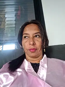 Snapshot of maleja23 chatting on 10-15-25, 01:52 maleja23 online show from 10-15-25, 01:52